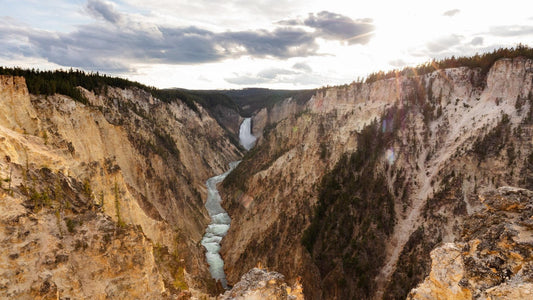 🦬 The Best Places to Stay When Visiting Yellowstone National Park