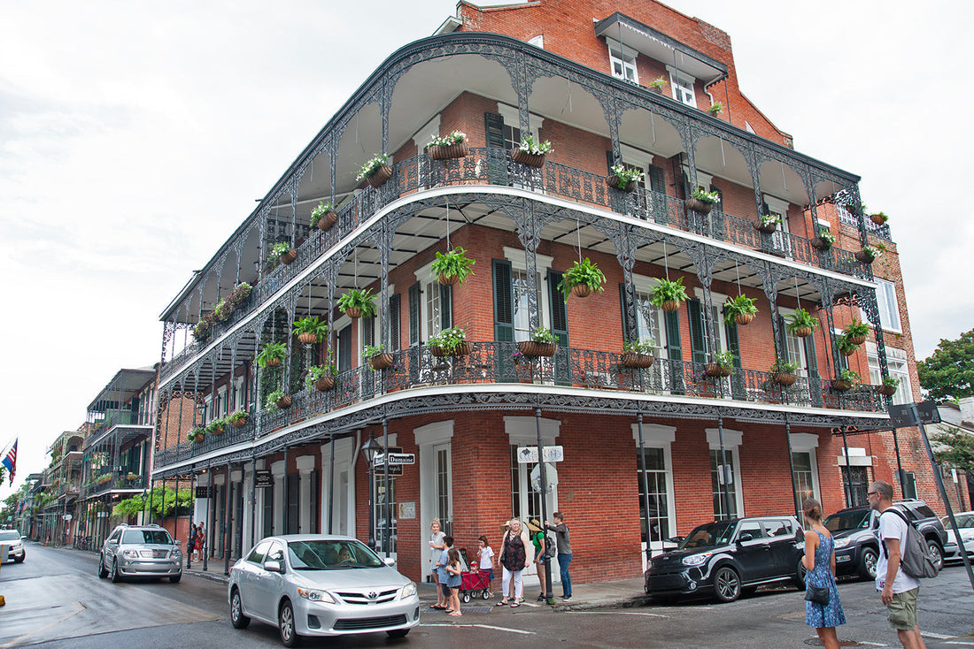 🏨 5 Hotels to Stay in New Orleans for Every Budget – From Creole Charm to 5-Star Luxury