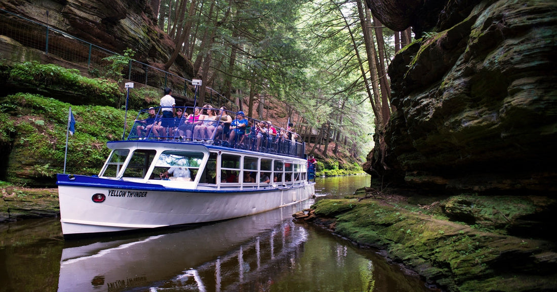 A Boat Tour on the Upper Wisconsin Dells 🚤🌄 — What to Expect & Why It’s a Must-Do