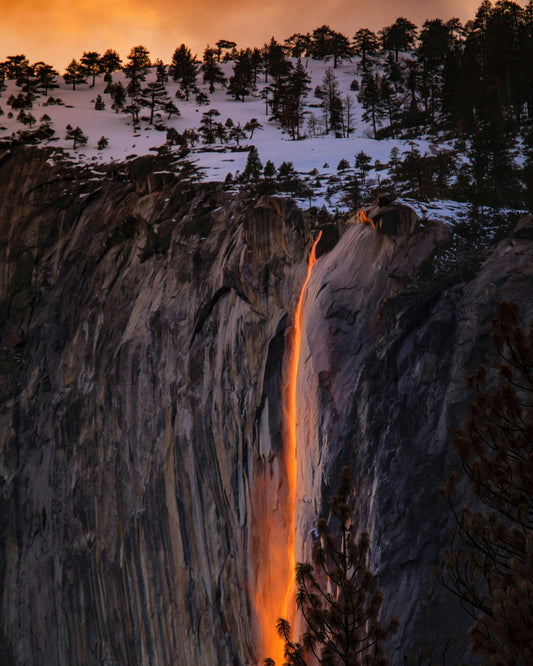 Yosemite Horsetail Fall: What It Is, When to See It & How to Plan Your Visit 🔥🏞️
